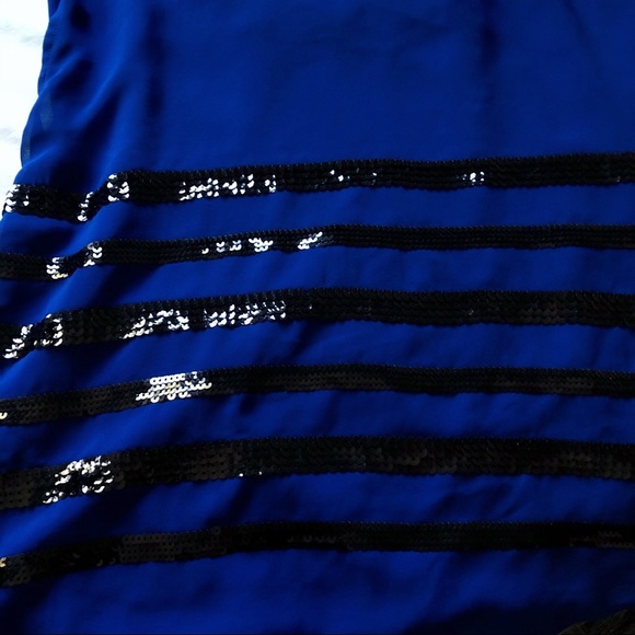 3 for $25 : a.n.a ⋆ sequin stripe top - Picture 2 of 6